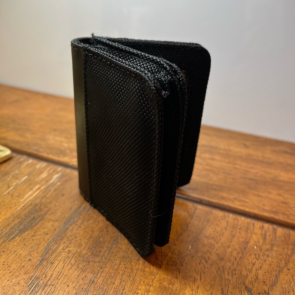 Samsonite Card Holder - Picture 3 of 4